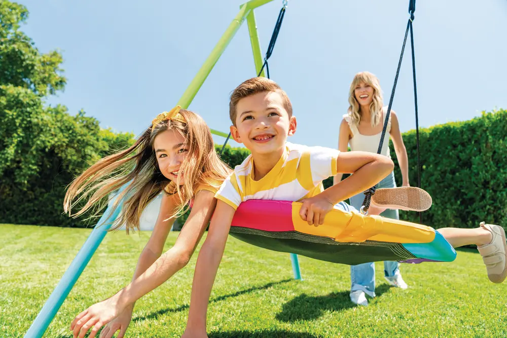 Colorful Saucer Swing One Feature Set