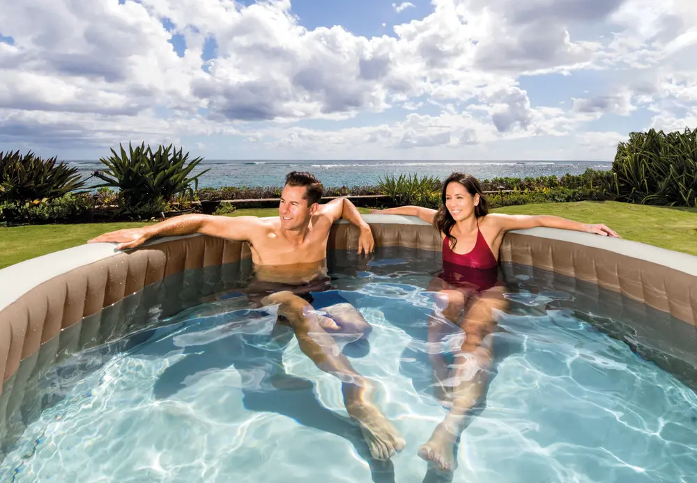 8-person Sahara Tan Round Bubble Spa