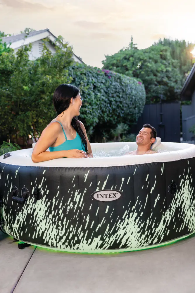 4 kişilik PureSpa™ Glow Deluxe Bubble Spa küveti